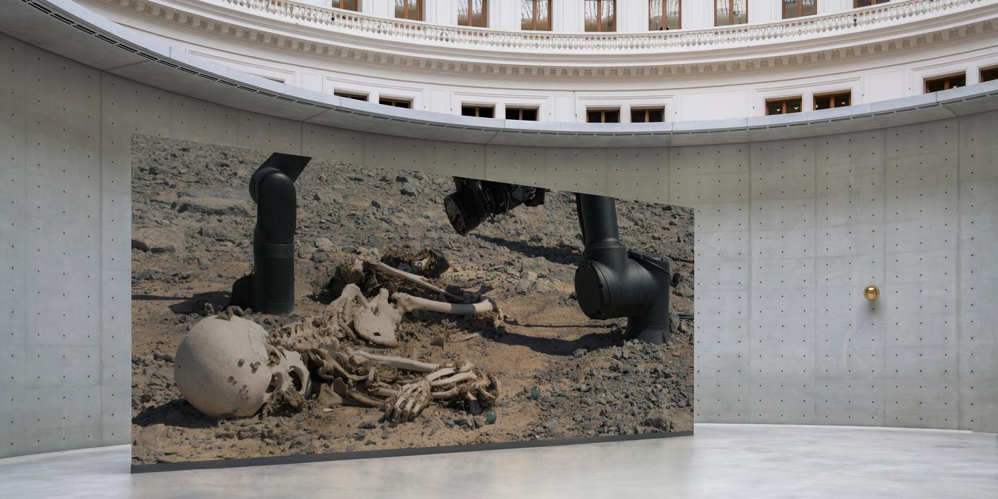 « Clair-obscur » à la Bourse de commerce : une exposition sur l'art face à la mort et au désastre