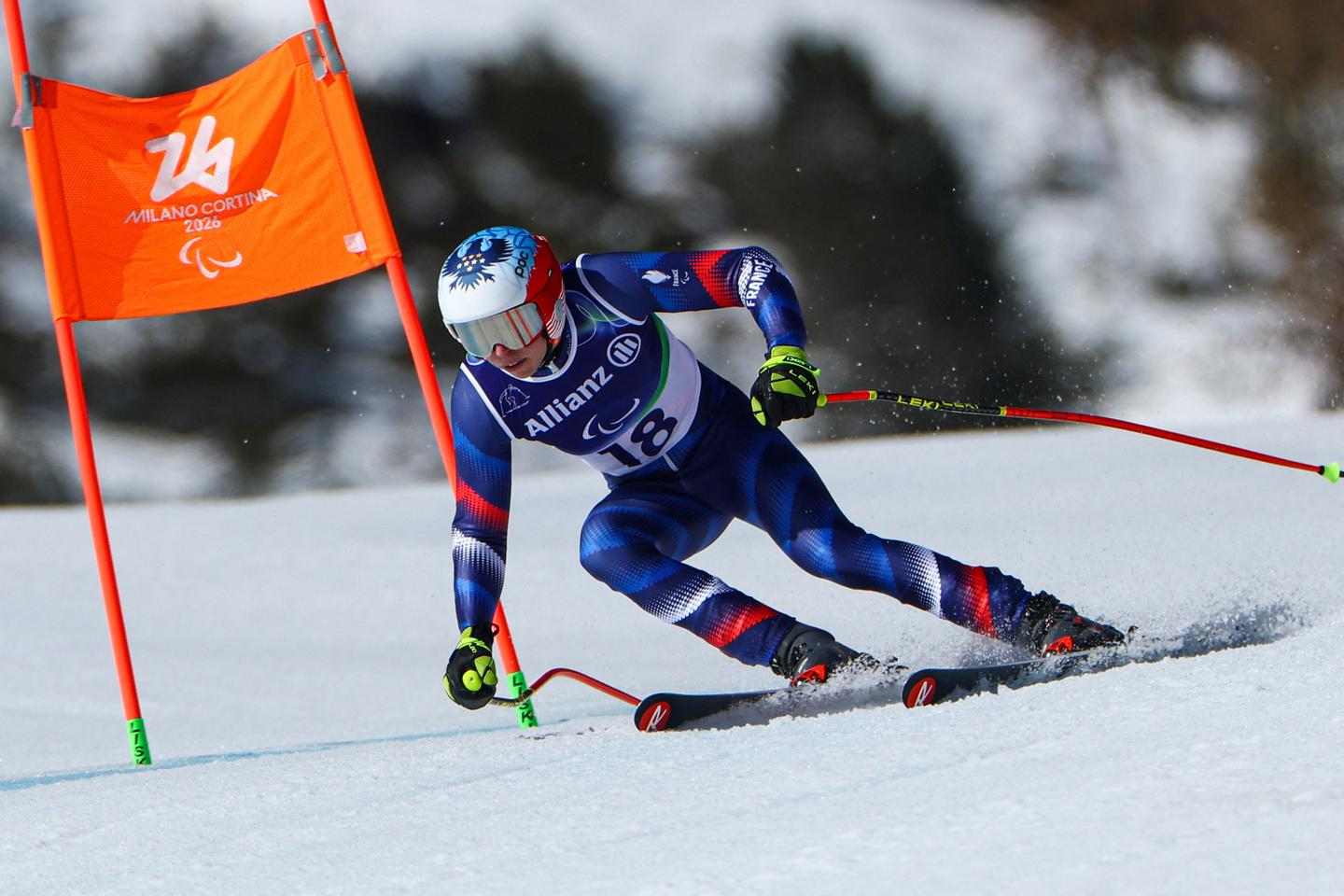 Arthur Bauchet remporte l’argent sur la descente, la première des cinq médailles qu’il vise en ski alpin aux Jeux paralympiques 2026