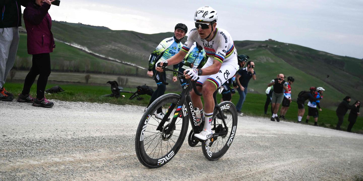 Pogacar entre dans l'histoire des Strade Bianche avec une quatrième victoire