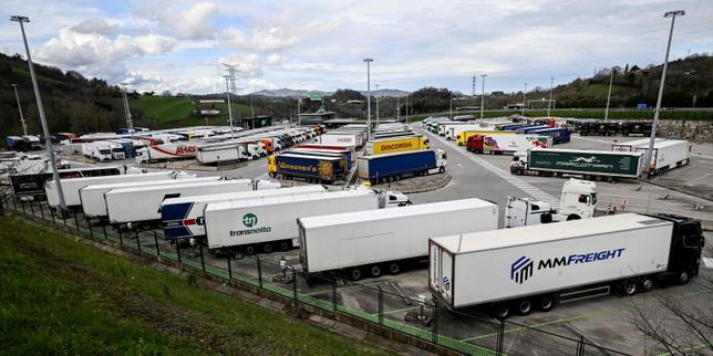 Trump defends Iran war decision as oil soars above $100: 'Small price to pay'