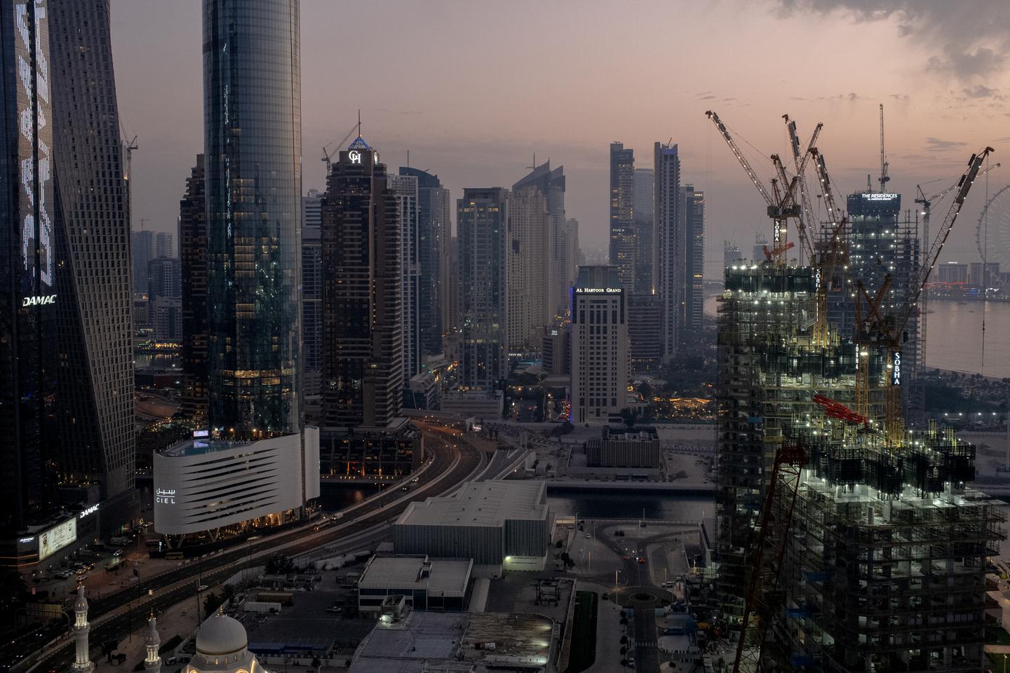 Les Emirats arabes unis dans le brouillard de la guerre