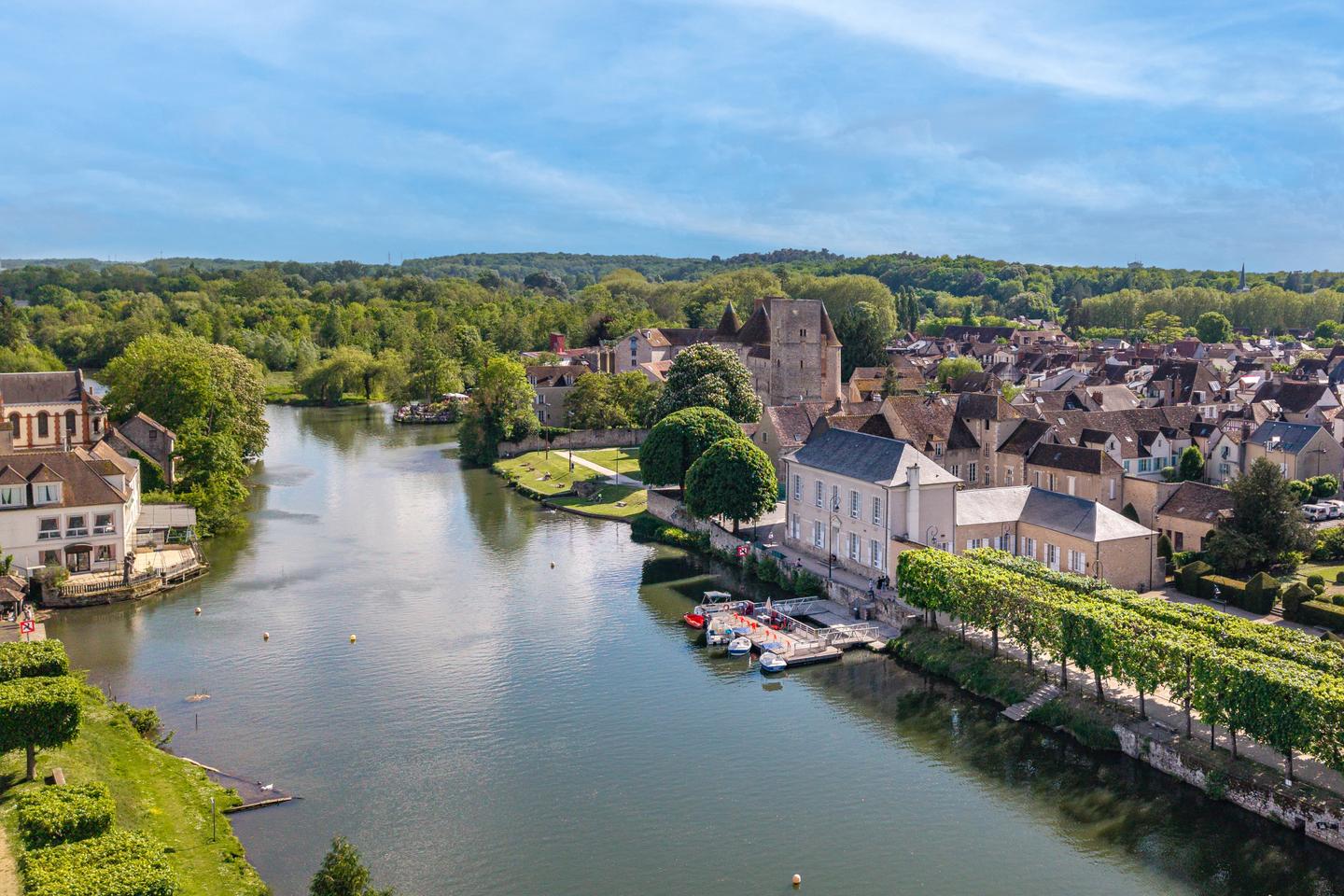 Une balade à Nemours, du château-musée à la « mer de sable »