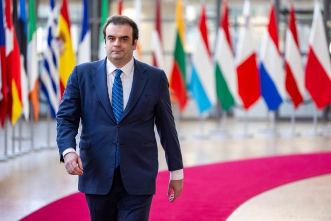 Kyriakos Pierrakakis, ministre de l’économie grec et président de l’Eurogroupe, au Conseil européen, à Bruxelles, le 9 mars 2026.