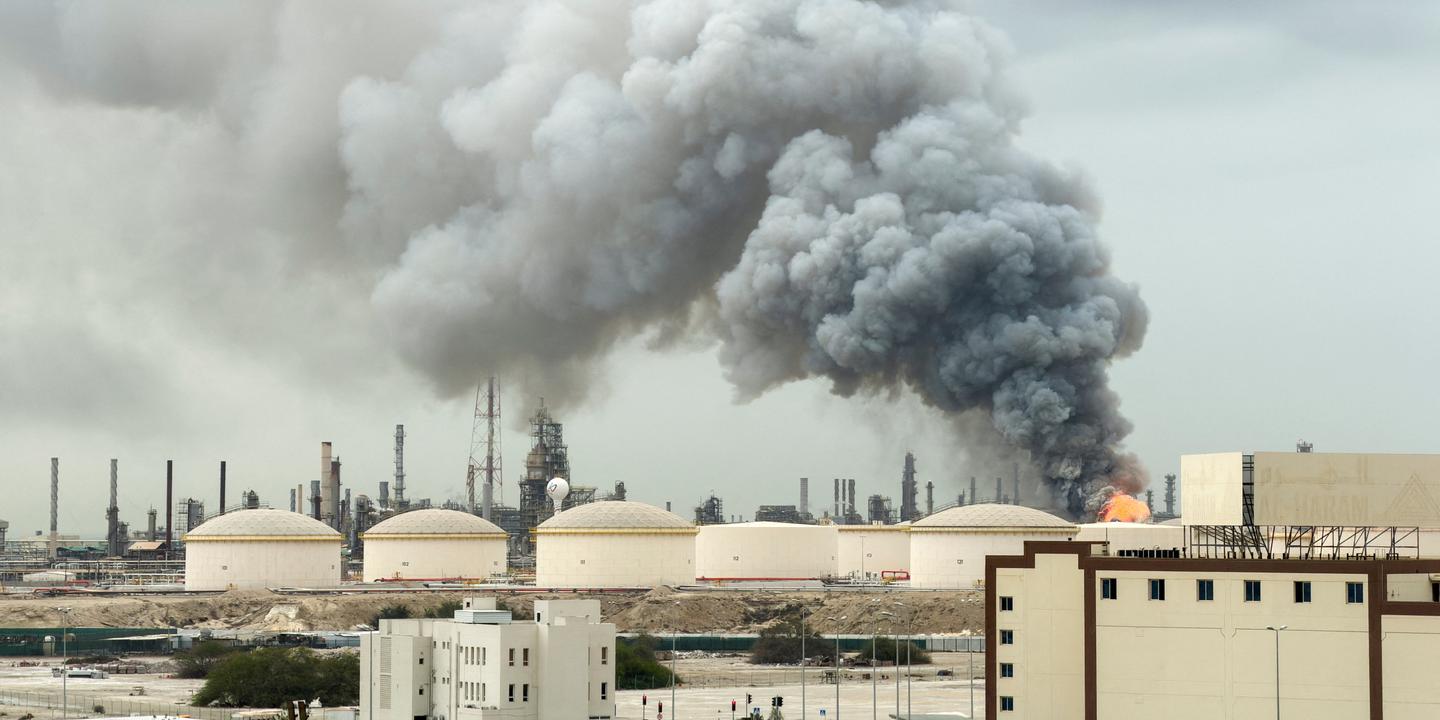 l’Iran a visé des cibles au Bahreïn, en Arabie saoudite et au Qatar ; Israël bombarde le sud de Beyrouth