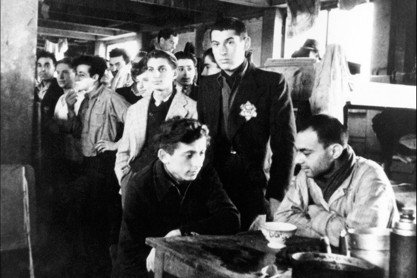 Comment Benjamin Fogel a renoncé à la promesse qu’il s’était faite de ne pas raconter le destin de son grand-père, déporté en 1943 Comment Benjamin Fogel a renoncé à la promesse qu’il s’était faite de ne pas raconter le destin de son grand-père, déporté en 1943