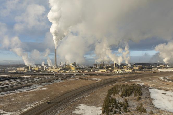 Une installation de l’entreprise canadienne spécialisée dans l’extraction, la transformation et la distribution de pétrole, Syncrude, près de Fort McMurray (Alberta, Canada), le 24 novembre 2025.