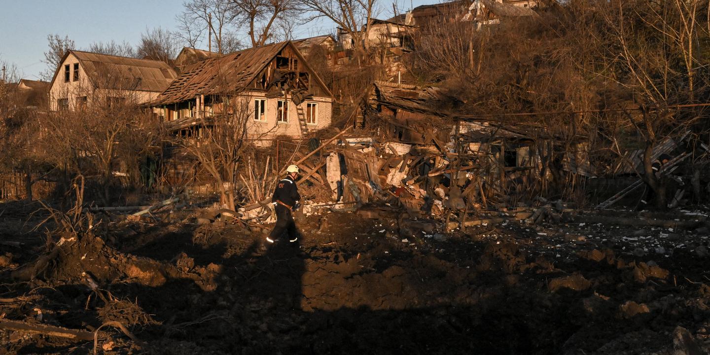 des bombes russes guidées font 11 blessés à Zaporijia, selon les autorités locales