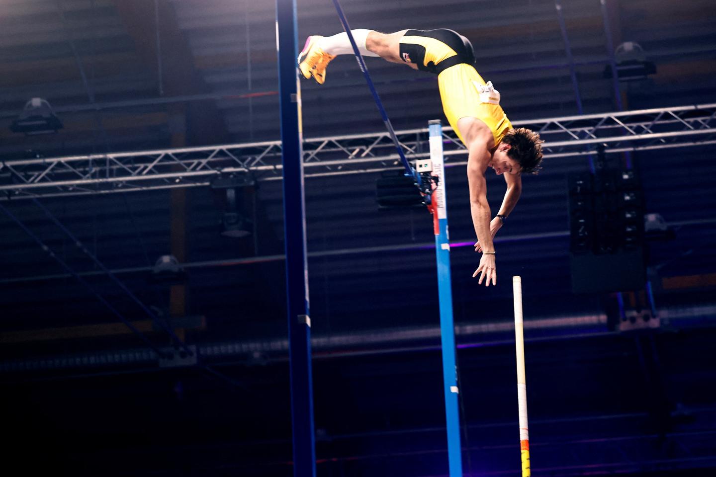 Des 4,02 m de Marc Wright, en 1912, aux 6,31 m d’Armand Duplantis, en 2026, un siècle de records du monde à la perche