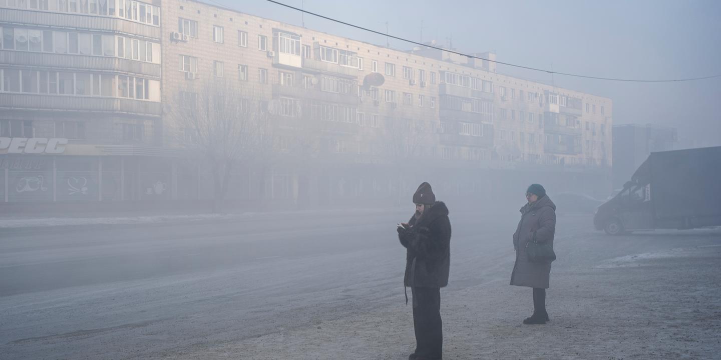 « L’air ici est un véritable cocktail toxique » : le bassin minier du Kazakhstan qui fournit la France en titane suffoque sous un nuage de pollution