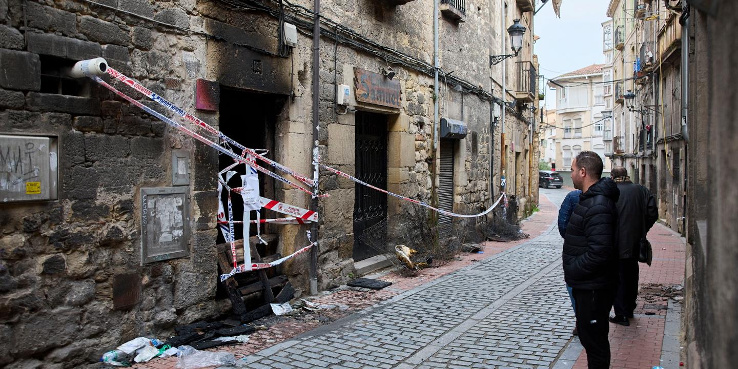 Espagne : un homme en garde à vue après la mort de trois femmes dans un incendie volontaire, le gouvernement évoque un « féminicide »