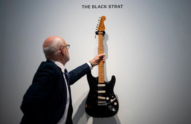 La guitare « Black Strat » de David Gilmour, à New York, le 14 juin 2019.  
