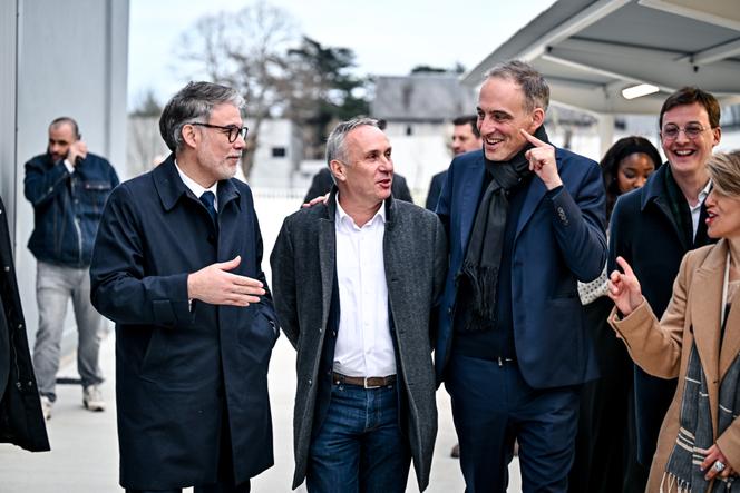 Olivier Faure et Raphael Glucksmann venus soutenir  Thierry Miguel candidat du PS, de Place Publique et du PCF aux élections municipales à Limoges, (Haute-Vienne) le 12 mars 2026.