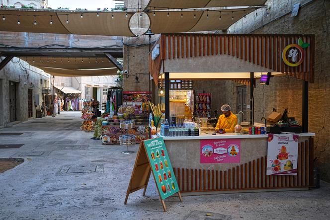 Dans le quartier historique d’Al-Fahidi, l’une des principales zones touristiques de Dubaï, aux Emirats arabes unis, le 13 mars 2026.