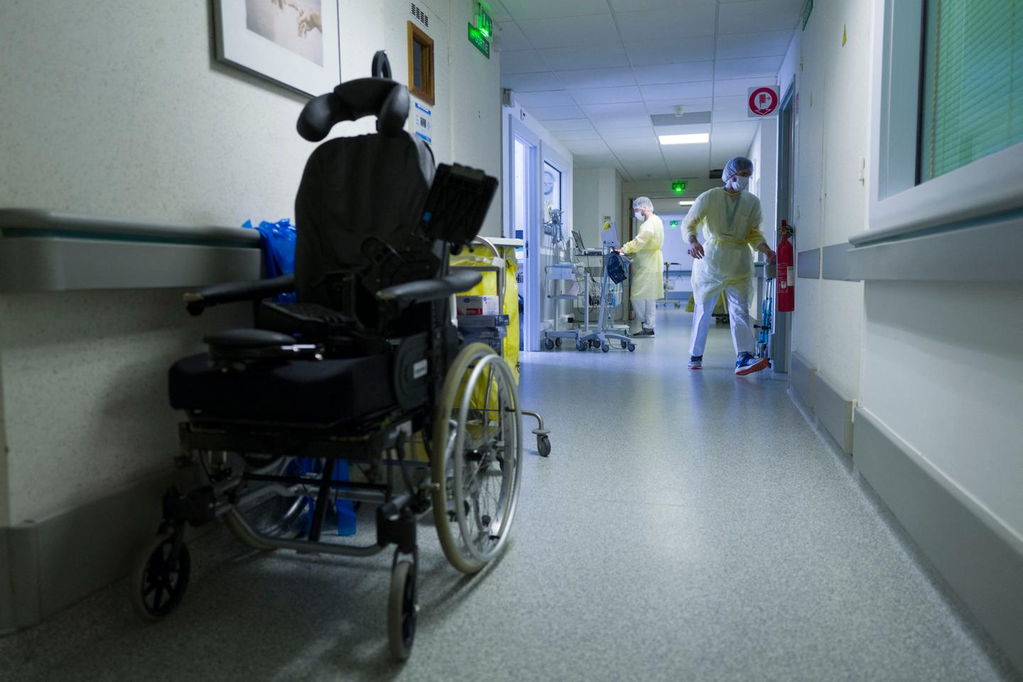 Plus de 20 000 personnes de plus de 65 ans sont mortes à cause d’une chute en 2024, un phénomène en augmentation et encore inexpliqué