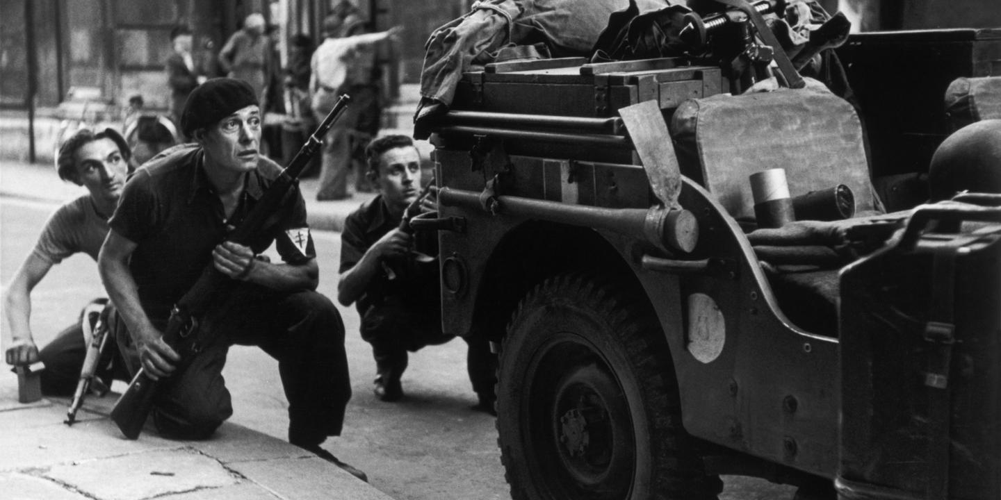 Robert Capa au Musée de la Libération : un photographe dans le feu de l'action