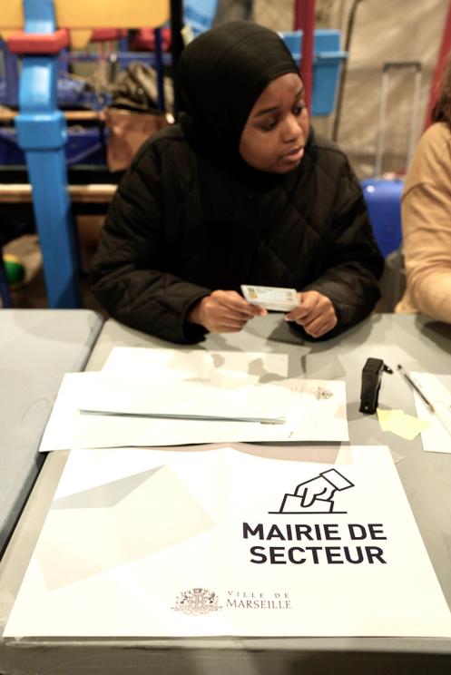 Na assembleia de voto François Bazin no 1º arrondissement de Marselha (Bocas do Ródano).