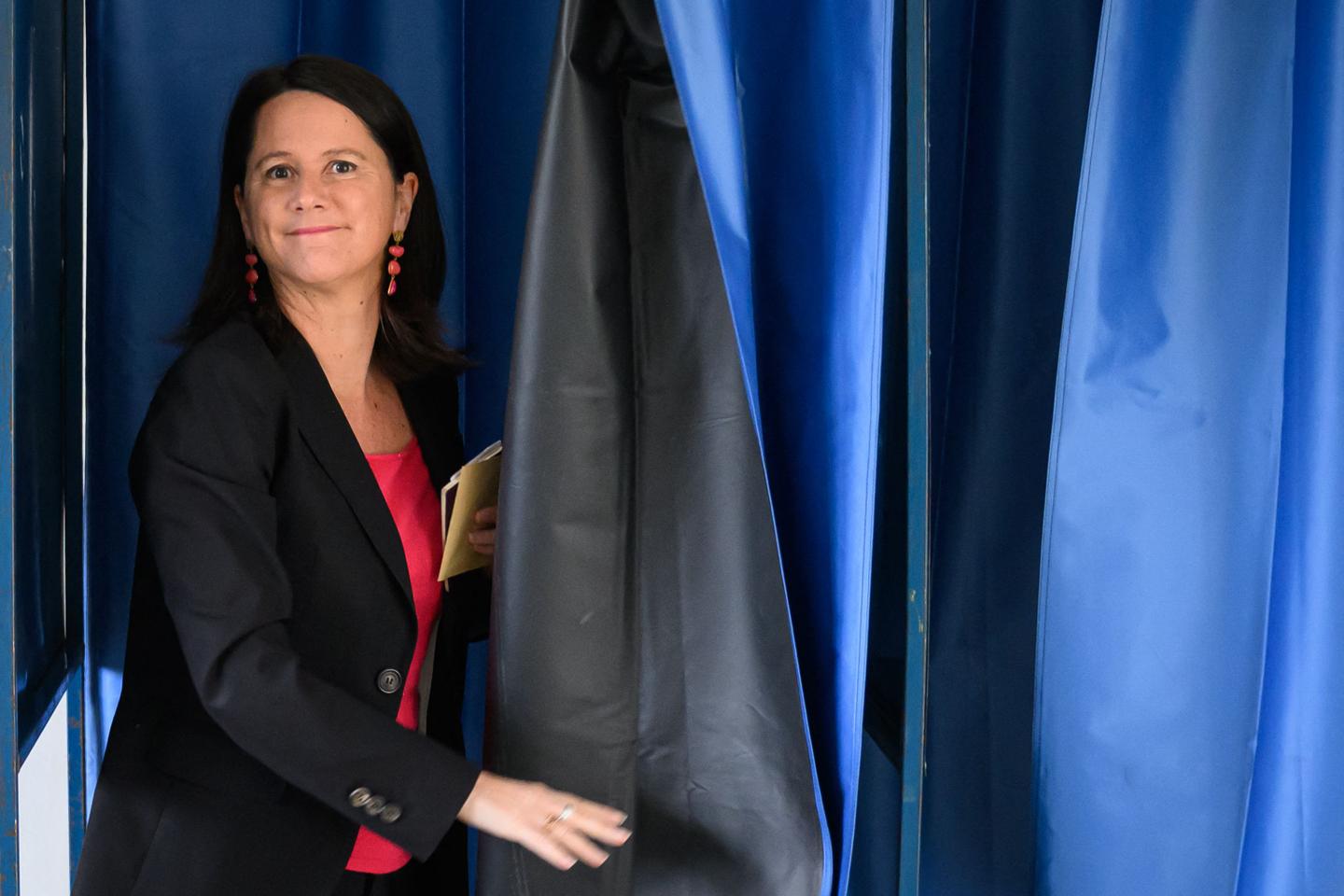 Municipales à Nantes : Johanna Rolland, maire sortante et numéro deux du PS, signe avec LFI pour éviter « le hold-up du siècle »