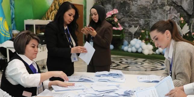 Au Kazakhstan, un changement de Constitution qui confirme l’autoritarisme du régime