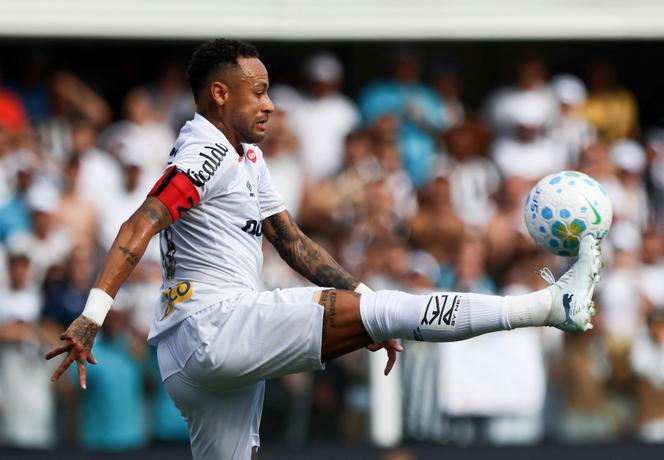 O jogador de futebol brasileiro Neymar, durante partida entre Santos e Corinthians, em Santos (Brasil), 15 de março de 2026.