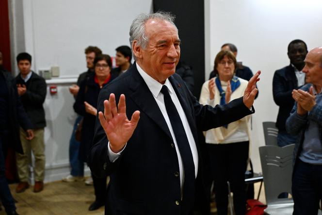 François Bayrou, maire sortant de Pau et candidat du MoDem à sa réélection, à Pau, le 15 mars 2026, au soir du premier tour des élections municipales.