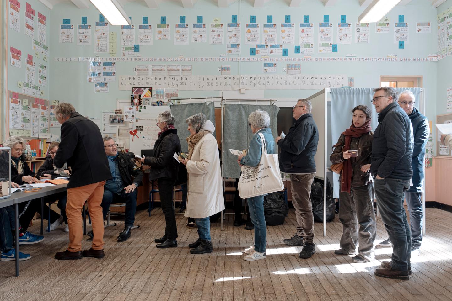 Municipales 2026 : 19,37 % de participation à midi, en légère hausse par rapport aux élections de 2020
