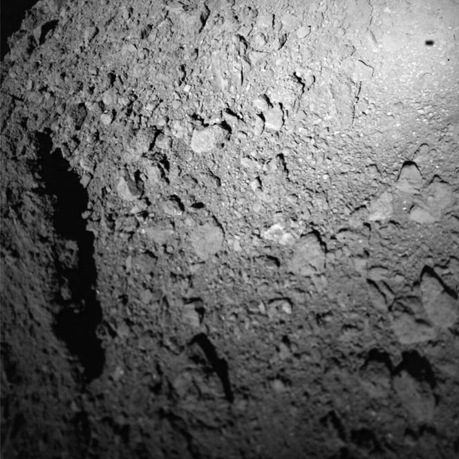 L’astéroïde Ryugu photographie par Hayabusa-2, le 3 octobre 2018. 