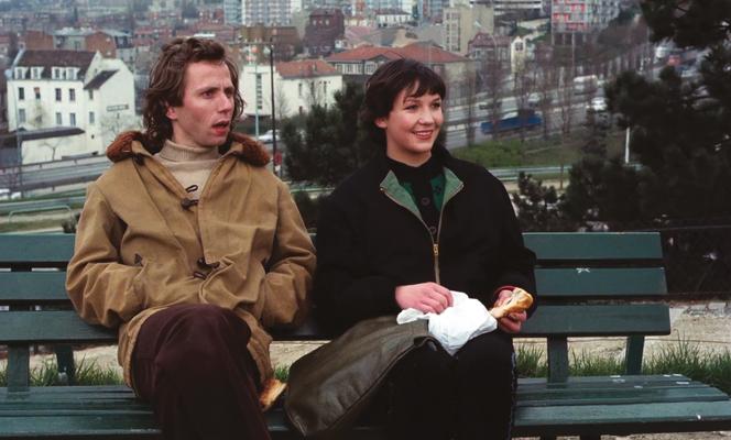 Fabrice Luchini (Vincent) et Virginie Thévenet (Bénédicte) dans « Vincent mit l’âne dans un pré (et s’en vint dans l’autre) » (1976), de Pierre Zucca.