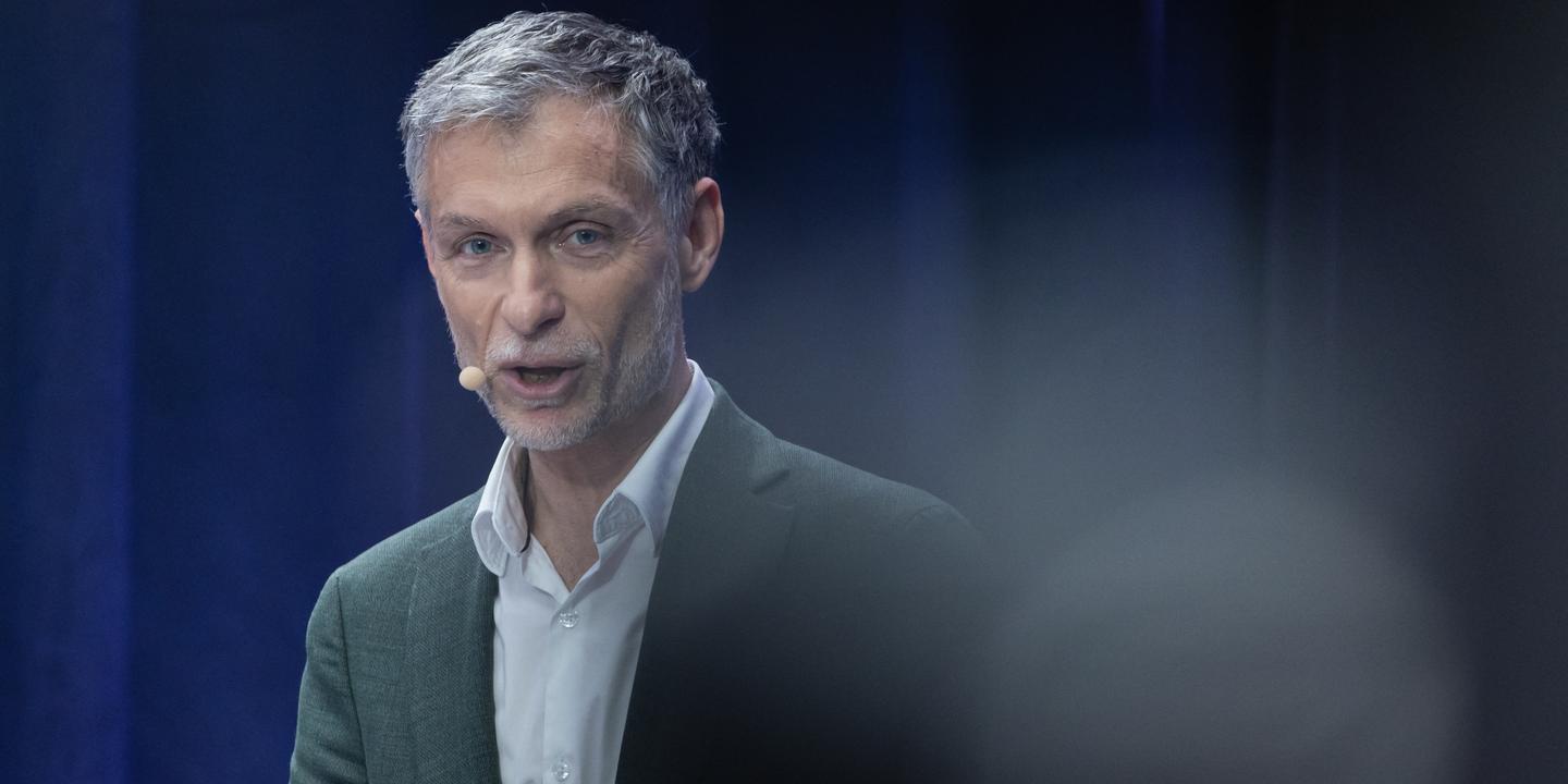 à Lille, le candidat écologiste, Stéphane Baly, annonce la fusion de sa liste avec le PS, arrivé en tête devant LFI