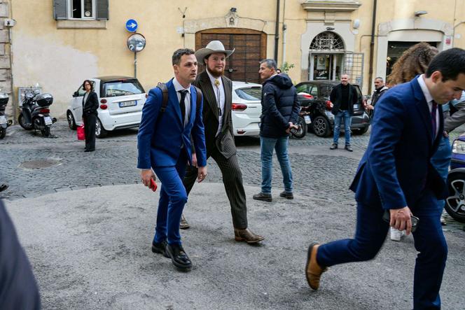 Des participants à l’une des quatre conférences données par le milliardaire américain Peter Thiel, à Rome, le 16 mars 2026.