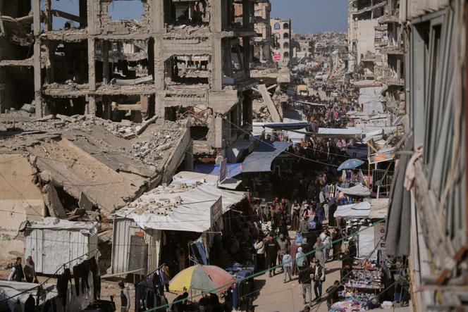 Un marché à Khan Younès, dans le sud de la bande de Gaza, le 17 mars 2026.