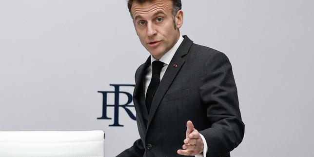 France rules out Hormuz ship escorts under 'bombings'