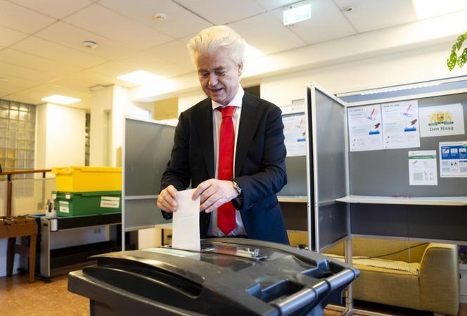 Geert Wilders, chef du Parti pour la liberté (PVV), lors des élections municipales, à La Haye, le 18 mars 2026. 