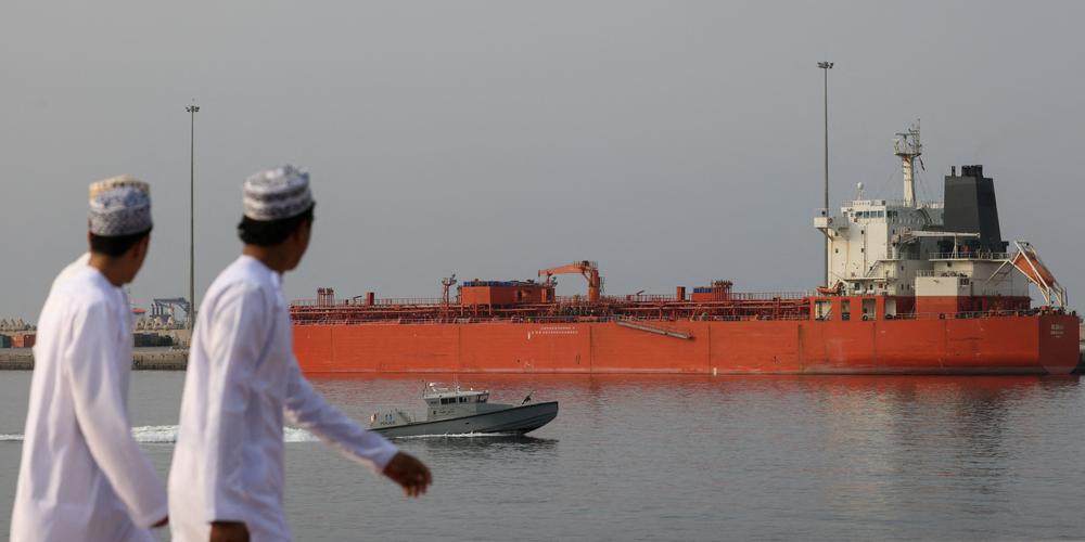 Un pétrolier à Mascate, dans le sultanat d’Oman, le 18 mars 2026. - STELIOS MISINAS / REUTERS
