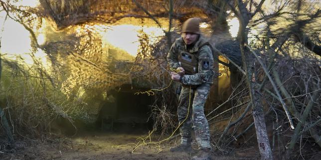 EN DIRECT, guerre en Ukraine : Kiev dit avoir attaqué deux usines de construction aéronautique en Russie ; Moscou lance une offensive sur 100 kilomètres de front dans les oblasts de Donetsk et de Zaporijia