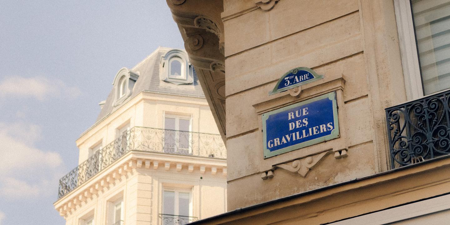 De l'artisanat bijoutier à Little Wenzhou : la métamorphose de la rue des Gravilliers