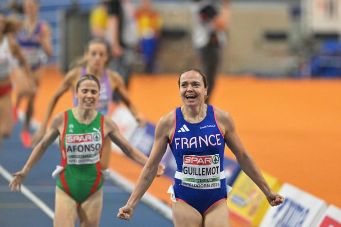 Atleta francesa Agathe Guillemot, durante a final dos 1.500m do Campeonato Europeu de Atletismo Indoor, em Apeldoorn (Holanda), 7 de março de 2025.