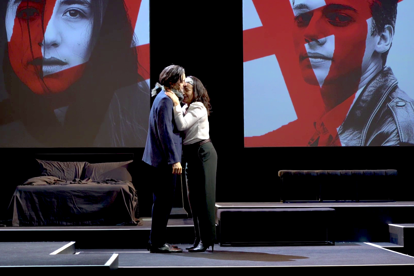 Dans « Scènes de la vie conjugale », Romane Bohringer et Stanislas Nordey donnent à sentir le délitement d’un couple Dans « Scènes de la vie conjugale », Romane Bohringer et Stanislas Nordey donnent à sentir le délitement d’un couple