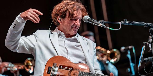 Goran Bregovic et son orchestre frénétique font toujours recette en France