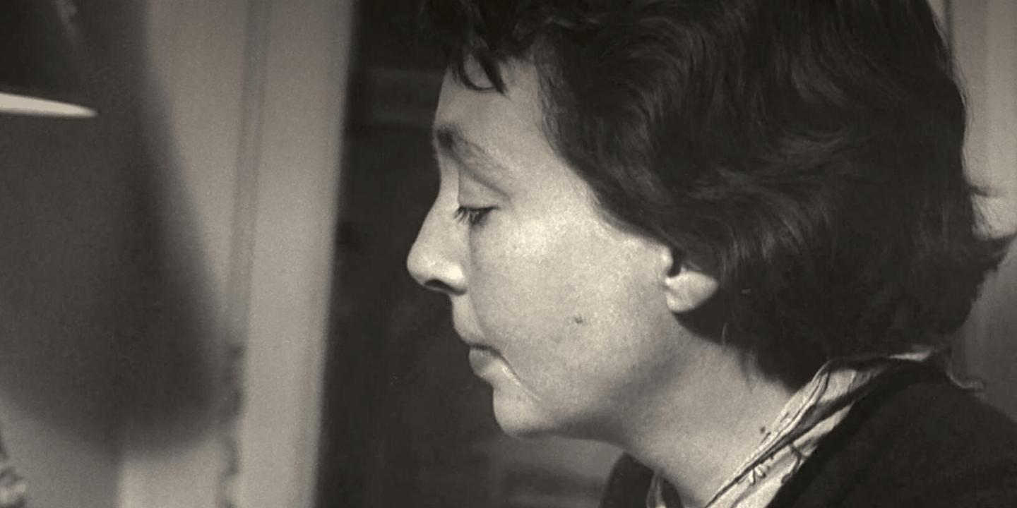 Marguerite Duras : l'ambition et les ambiguïtés d'une écrivaine virtuose de la dissimulation