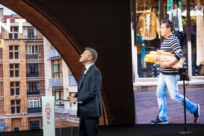 Franck Allisio, candidat du Rassemblement national aux élections municipales, lors de l’émission « L’Evenement », à Marseille, le 19 mars 2026.