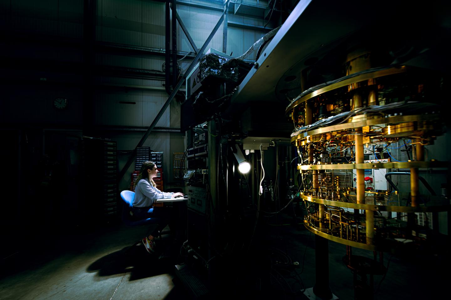 Global Physics Photowalk : le cliché d’un cryostat primé Global Physics Photowalk : le cliché d’un cryostat primé