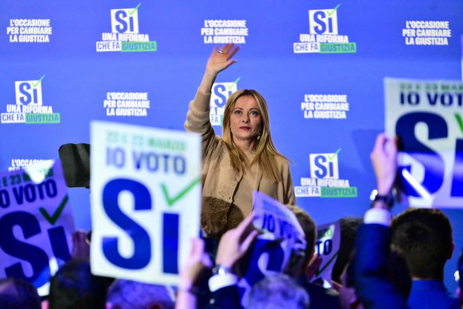 Giorgia Meloni, présidente du conseil italien, lors d’une réunion de son parti, Fratelli d’Italia, en faveur du oui au référendum sur la justice, à Milan (Italie), le 12 mars 2026.