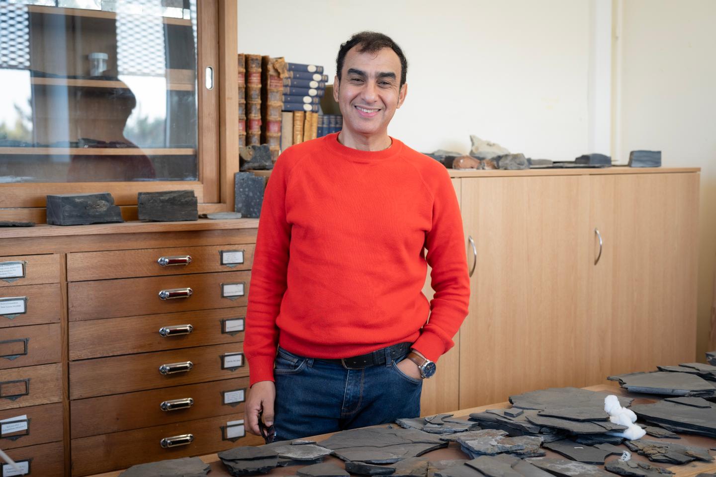 Abderrazak El Albani, un géologue aux sources de la vie complexe Abderrazak El Albani, un géologue aux sources de la vie complexe