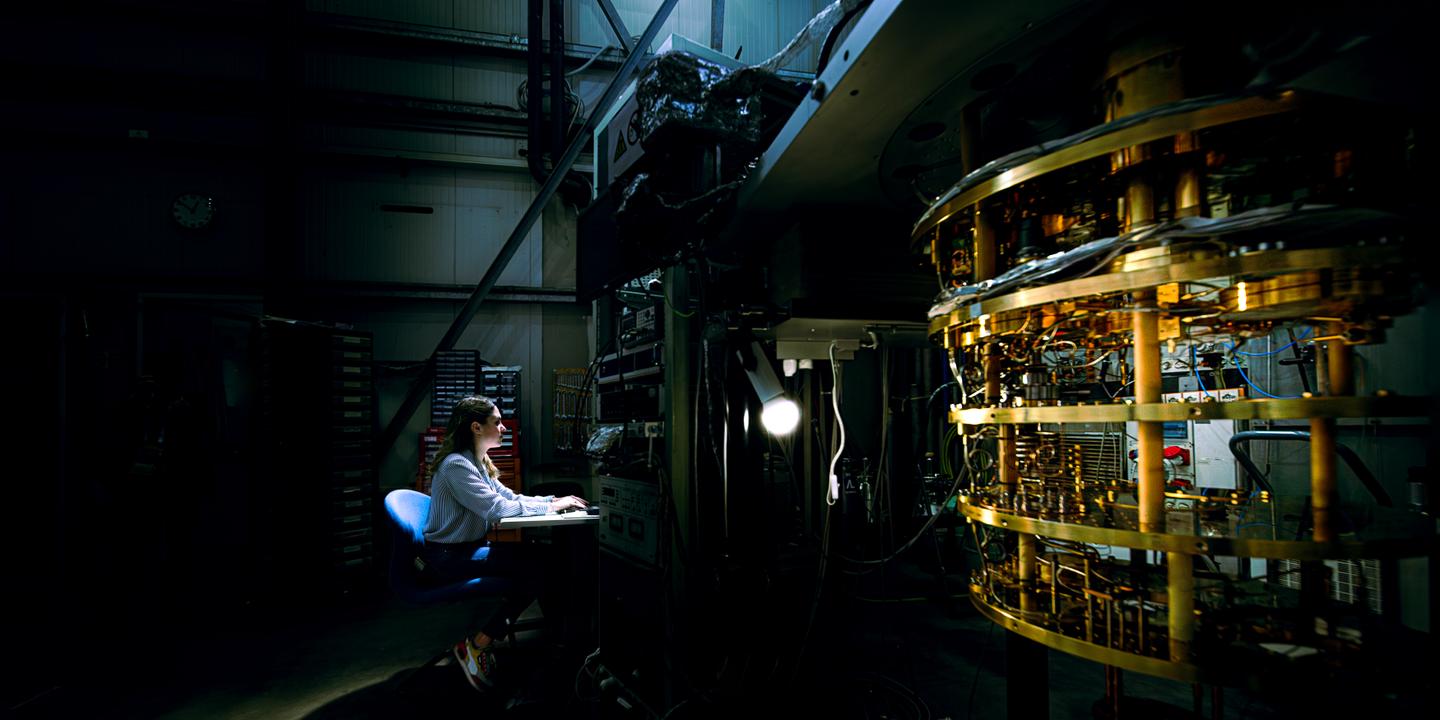 Global Physics Photowalk : un cryostat primé révèle la beauté de la science