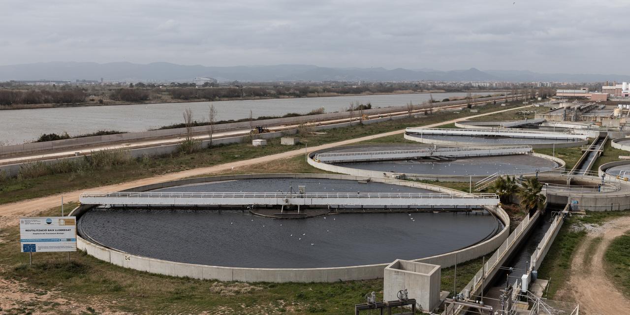 El Prat de Llobregat, Spain — Circular settling tanks at the El Baix Llobregat wastewater treatment plant near Barcelona, where wastewater is clarified before further treatment and reuse as part of Catalonia’s strategy to address water scarcity, March 4, 2026.