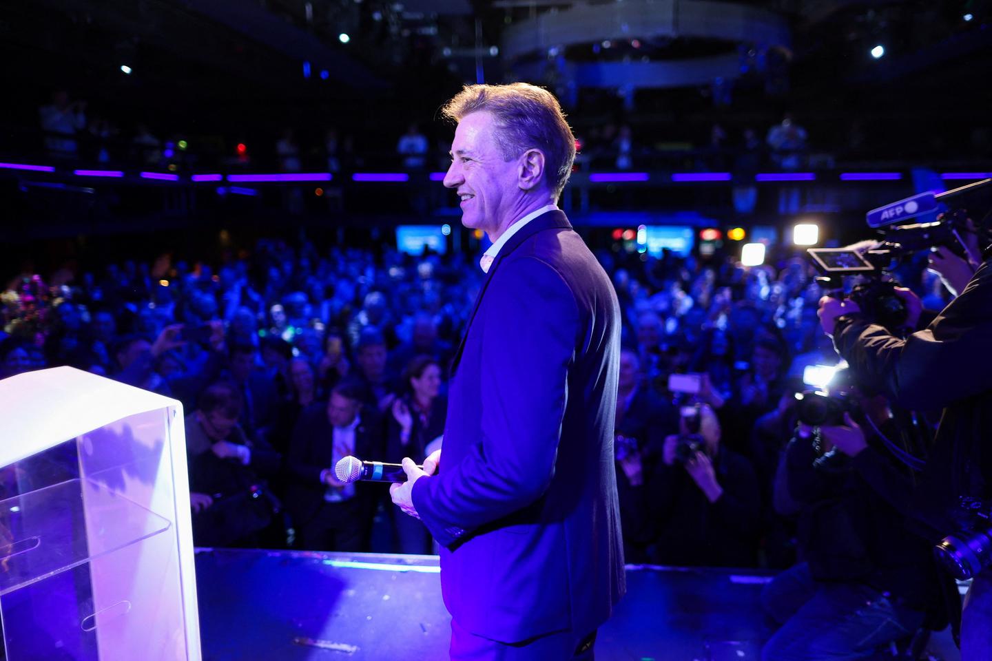 Slovénie : le premier ministre Robert Golob revendique la victoire aux législatives