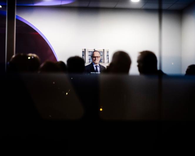 Au QG de campagne d’Edouard Philippe au Havre, le 22 mars 2026.