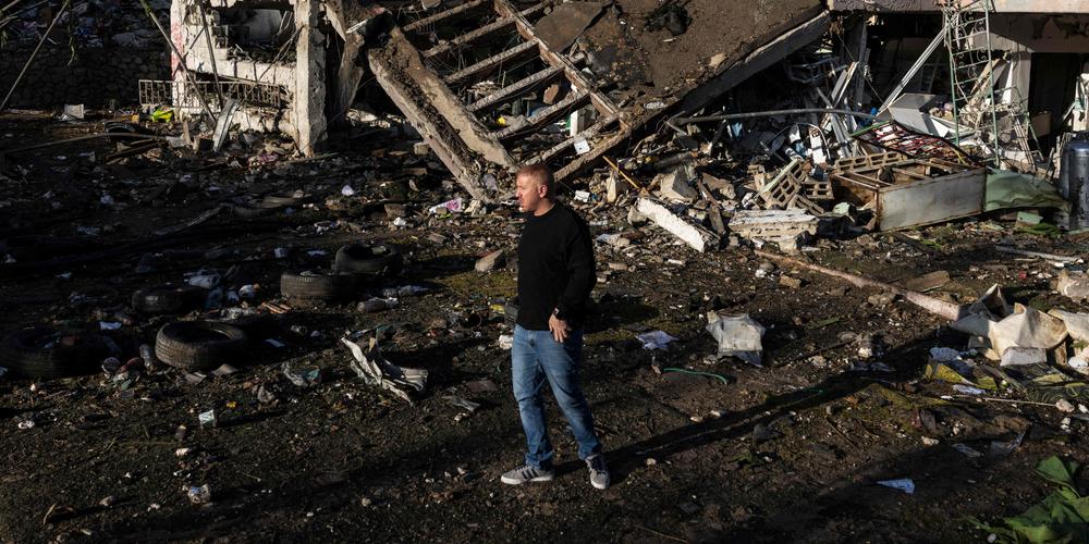 Le site d’une frappe de missile iranienne à Dimona (Israël), le 22 mars 2026. - JOHN WESSELS/AFP