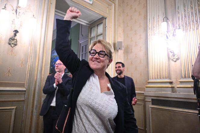 La socialiste Nathalie Appéré après l’annonce des résultats du second tour des élections municipales à Rennes, le 22 mars 2026, durant lequel elle a été réélue.