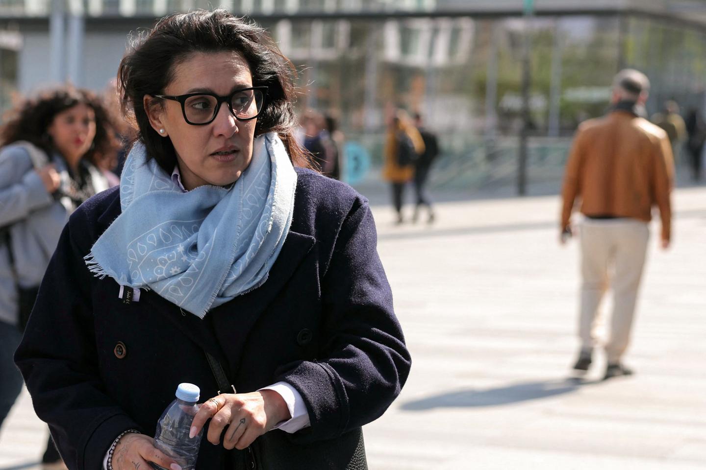 Une ancienne membre des raëliens jugée pour diffamation après avoir accusé le fondateur du mouvement, Claude Vorilhon, de violences sexuelles